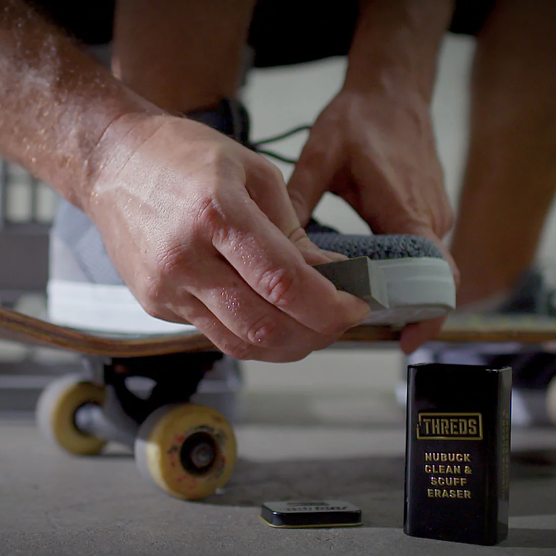 Threds Nubuck Clean and Scuff Eraser - Image 3
